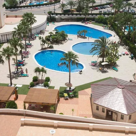 Coral Beach 37c *